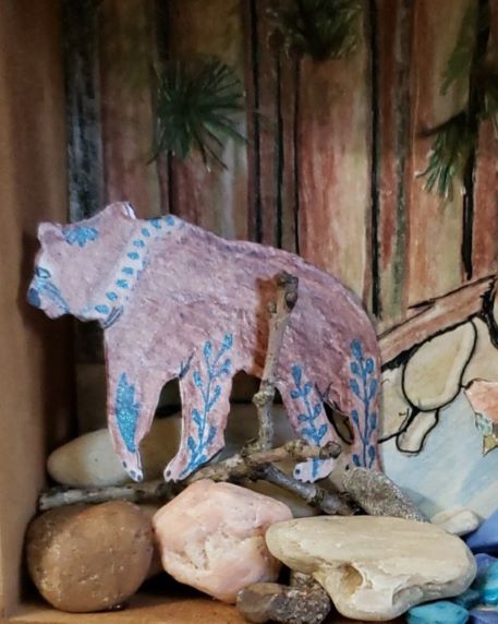 Bear and her Cub "look-n-see" Story Box