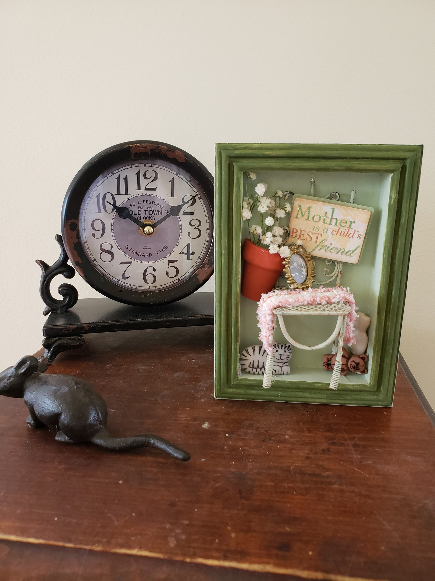 "Flowers and Memories for Mom" Shadow Box