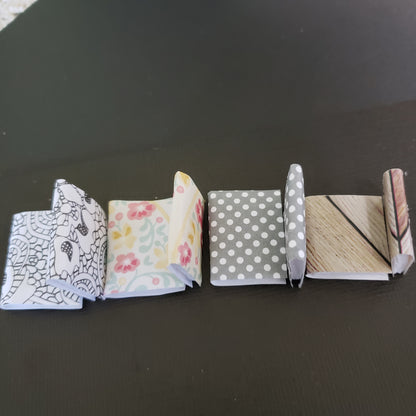 Miniarure books (8pack)